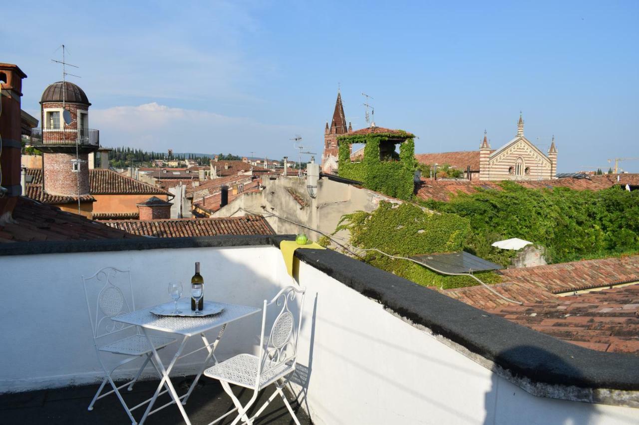 La Soffitta Bohemien Apartment Verona Bagian luar foto