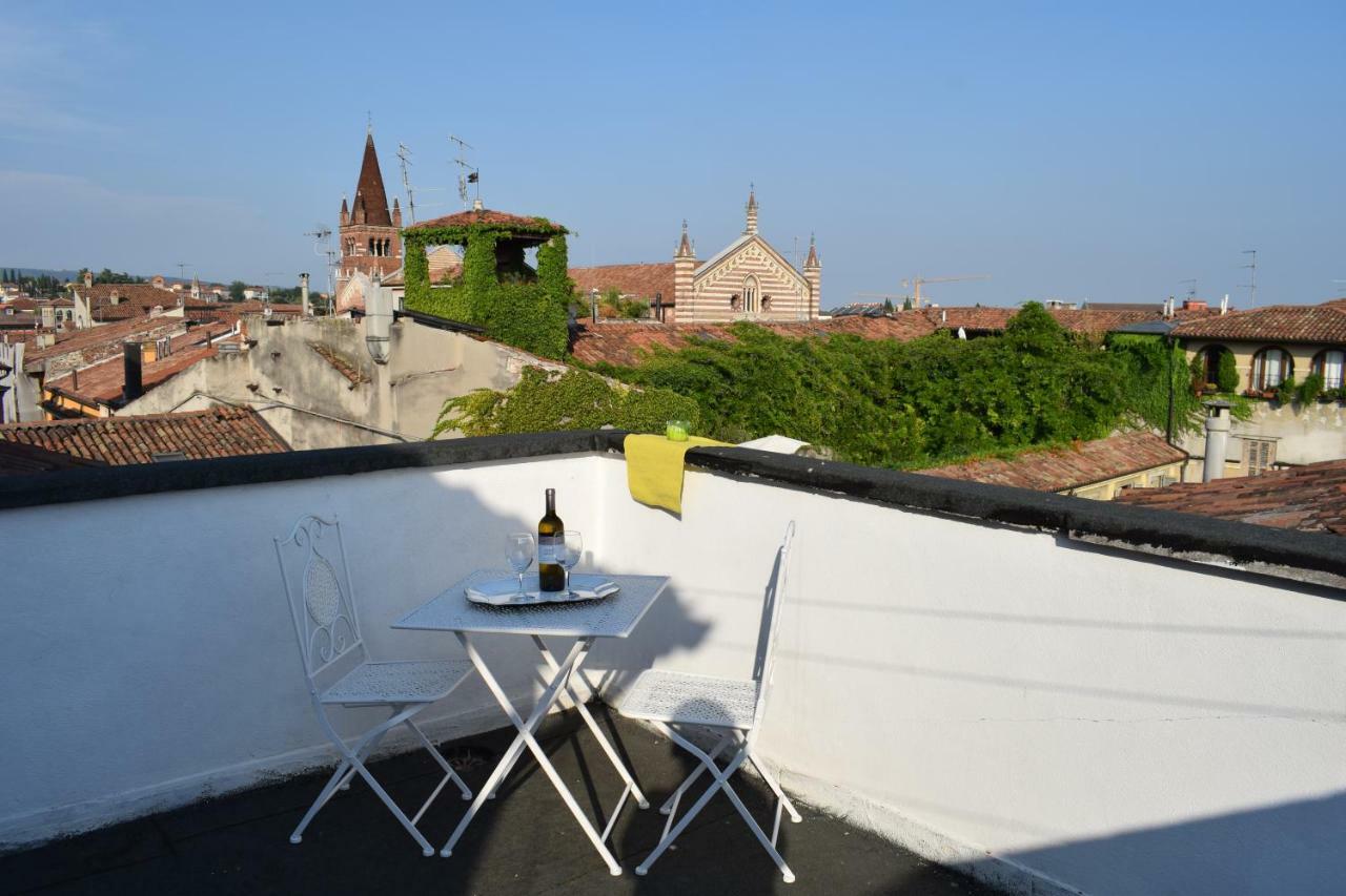 La Soffitta Bohemien Apartment Verona Bagian luar foto