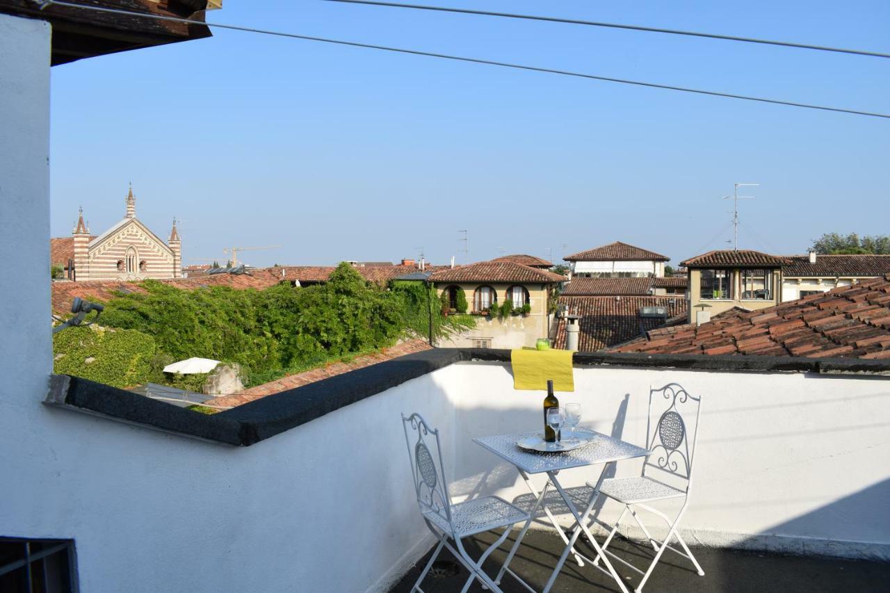 La Soffitta Bohemien Apartment Verona Bagian luar foto