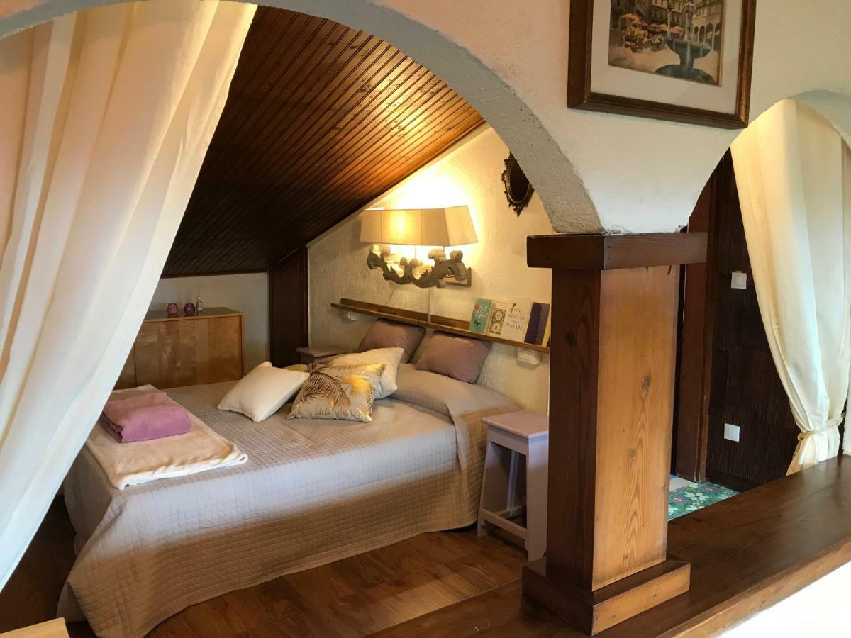 La Soffitta Bohemien Apartment Verona Bagian luar foto